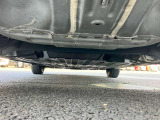 下廻りもとてもキレイな状態です、長くお乗り頂けるよう弊社はサビ腐食のない車両を厳選仕入れしています!