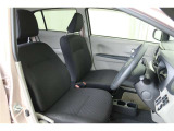 【運転席&助手席】クリーニング済みですので清潔感があり気持ち良く乗っていただけます♪