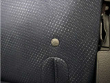 ◆ISOFIX◆シートベルトいらずでチャイルドシートと固定金具を連結するだけでがっちり固定できます。