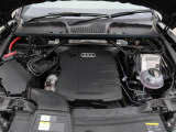 排気量を小さくし燃費とパワーを両立する高効率直噴ターボエンジン。燃料一滴一滴をパワーへと昇華させるAudi独自のFSI(直噴システム)により、燃料を無駄なく燃焼。