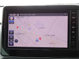 【ナビ】メモリーナビ(MM222D-L)付きです。目的地を設定すれば初めての場所でも簡単に行くことができます。もちろん音楽だって聴けちゃいます♪
