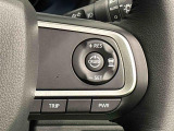 パワーモードと燃費重視のエコモードが選択できるDassist切り替えスイッチに加え、高速道路を快適に走行できる全車速追従機能付アダプティブクル-ズコントロ-ルスイッチが付いています(^^♪