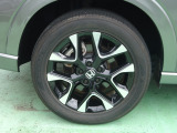 リア運転席側タイヤ
