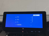 いまや必須装備「ナビゲーション」搭載!知らない場所に、スイスイッとドライブ。なんて便利な機能でしょうか?もう、これなしではハンドルを握れませんね!でも、運転中の操作は危険ですのでご注意ですね♪
