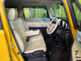 運転席シート廻りは使用感も少なく、良好な状態となっています。丁寧に使われていたことがよくわかりますね。