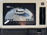 発進前などの車両周囲360度をナビの画面で確認可能な3Dビューを採用!運転席から死角になる箇所も確認できる安心・安全な装備です!