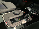 駆け抜ける歓びがキャッチフレーズのBMWですが、アイドリングストップ機能や電動パワステ等により、燃費、環境性能の向上にも貢献しています。