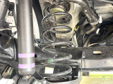 お車を安心してお乗りいただく為には、足回りの定期点検が欠かせません。サービスサポート(有償保証)では無料点検もご提供しており、安心のカーライフをお過ごしいただけるサポート体制が整っています。