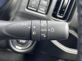 [オートライト]AUTOに合わせておくだけで夜間や、トンネル内で自動でヘッドライトが点灯します!付け忘れ消し忘れがないので楽々☆