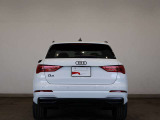 Audi Q3 35 TFSI advanced/アルミホイール 20スポーク Vデザイン グラファイトグレー 7.0Jx19/ Audi rings&ブラックスタイリング/プライバシーガラス /LEDヘッドライト
