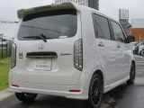 斜め後ろの画像です。是非現車をご確認ください!