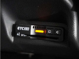 ◆ETC2.0◆進化したドライブ体験。料金収受システムだけだったETCが生まれ変わって、高速道路を賢く使うETC2.0に進化しました。多彩な情報サービスが便利で快適なドライブ体験を提供します。