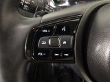 ステアリングリモコンは、運転中でも簡単に音量調整やチャンネル変更もできます!わき見運転防止にもつながるので安心です♪
