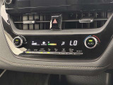 オートエアコンは温度を設定するだけで、自動で風量などを設定してくれます。運転しながら操作も必要ないので、安全性も向上します。
