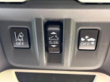 【アイサイトVer3】前方の車両等を検知し、衝突しそうな時は警報で注意を促し、ブレーキを踏む力をサポート。ブレーキを踏めなかった場合は衝突被害軽減ブレーキが作動、衝突回避をサポートします。