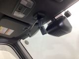 Hondaセンシング搭載!ミリ波レーダーと単眼カメラで、クルマの前方の状況を認識。ブレーキやステアリングの制御技術と協調し、安心・快適な運転や事故回避を支援する先進のシステムです!