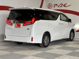 【納車前整備】安心してお乗り頂くために、ご納車前に、認証または指定工場にて法令12ヶ月点検整備を実施します。