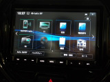 FM/AMラジオ、CD/DVDプレイヤーに加えて、TVチューナーなども付属しております!