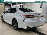 「中古車ハイブリッド保証」付き。ハイブリッド機構を無償で保証します。保証期間は、初度登録年月から10年目まで、またはロングラン保証が終わってから3年間。ただし累計走行距離が20万km以内です。