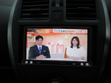 ディーラーオプションのナビTVとなります。