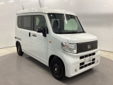 スライドドアなら狭い駐車場でもドアをぶつける心配がありません。ステップが低く乗り降りもしやすいです。