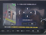 プロパイロットパーキング カメラとソナーにより駐車位置を検出し、アクセル、ブレーキ、ステアリング、シフトポジション操作を制御することにより駐車操作を支援します。