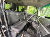 運転席シート廻りは使用感も少なく、良好な状態となっています。丁寧に使われていたことがよくわかりますね。