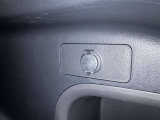 ラゲージルームに12V/120Wのアクセサリーソケットが付いています。