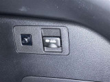 非常時やキャンプなどに役立つAC100Vコンセント付きです。これなら車中泊も出来てしまいますね!