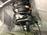 お車を安心してお乗りいただく為には、足回りの定期点検が欠かせません。サービスサポート(有償保証)では無料点検もご提供しており、安心のカーライフをお過ごしいただけるサポート体制が整っています。