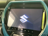 【メーカー純正ナビ】インテリアに溶け込むスタイリッシュな「専用設計」メーカーナビを装備♪視認性や操作性など基本性能にも優れ、より上質なカーライフをお楽しみいただけます。
