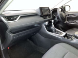 見通しのよいすっきりとした視界で、誰でも運転しやすいです。運転のしやすさは疲れにくさにも繋がりますよ♪