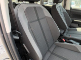 &ldquo;Certified Pre-Owned&rdquo;はお客様の安全性のため、厳しい基準を設定しています。その厳しいチェックをクリアして選び抜かれた車両だけを、ベストコンディションに仕上げてお届けします。