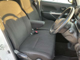 運転席まわりになります。実際に乗って頂き乗り心地をご体験してみてください。