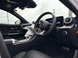 ◆LIBERALAは、輸入車選びの新たなスタイルを提案するインポート・セレクト・ブランドです。オーナー様となる方がクルマから直接感じる感性を第一にした、最良の一台との出会いをコーディネートいたします。
