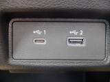 USB充電装備。
