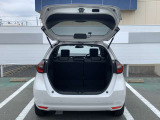 ホンダの新車も全て取り扱っております。ホンダの整備士がいるサービス工場も併設しているので、点検、整備、車検、全てお任せ下さい。店内は落ち着いたショールームにキッズスペースもございます。