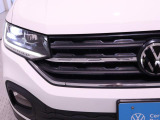 【安全性】先進の安全機能と高いボディ剛性で、万が一の際にも乗る人をしっかり守ります。