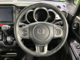 【純正革巻きステアリング】上質な革を使用することで、手にしっかり馴染みとても運転しやすいハンドルです♪