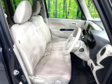 運転席シート廻りは使用感も少なく、良好な状態となっています。丁寧に使われていたことがよくわかりますね。
