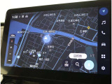 純正ナビを装備。タッチパネル式で使いやすく、お出かけもラクラクです。