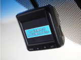◆ドライブレコーダー◆映像・音声などを記録する自動車用の装置です。 もしもの事故の際の記録はもちろん、旅行の際の思い出としてドライブの映像を楽しむことができます。