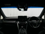 見通しのよいすっきりとした視界で、誰でも運転しやすいです。運転のしやすさは疲れにくさにも繋がりますよ♪