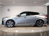 【BMWのxDrive】xDriveはいかなる状況下でも安定した走りを実現しています。 これによりストレスなく運転できることはもちろんのこと、安全性能も向上しています。