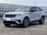 【ブラックコントラストルーフ メーカーop価格￥138000】ルーフ部分がボディカラーとは異なるブラックで塗装されている特徴的なデザインです。車両の個性が輝きます。