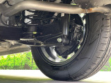 お車を安心してお乗りいただく為には、足回りの定期点検が欠かせません。サービスサポート(有償保証)では無料点検もご提供しており、安心のカーライフをお過ごしいただけるサポート体制が整っています。