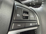 高速道路での運転も楽になるクルーズコントロール搭載です。