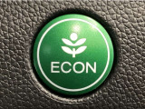★ECONスイッチ★ エコドライブを加速しよう!スイッチをONにすると、運転の仕方によるロスを抑え込み燃費をよくするようクルマが頑張ります(*^ー^*)燃費向上にチャレンジ♪