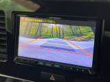 【バックカメラ】駐車時に後方がリアルタイム映像で確認できます。大型商業施設や立体駐車場での駐車時や、夜間のバック時に大活躍!運転スキルに関わらず、今や必須となった装備のひとつです!