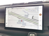 新インフォテイメントシステム「Pivi Pro」に搭載される3Dサラウンドカメラシステム。車輌AIにより車輌を含む周囲の映像を立体的に表示。よりスムーズな駐車や発進が可能となります。